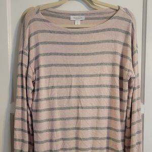 Maternity tunic sweater